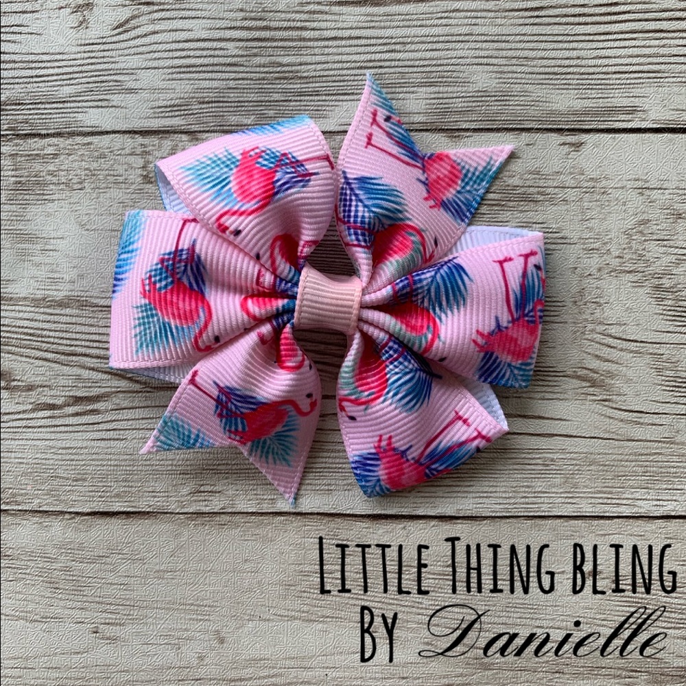 Flamingo Bow